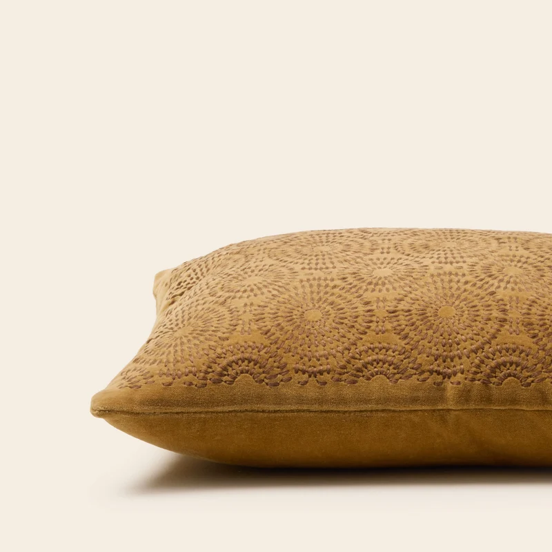 Housse de coussin SOLAYA bronze doré