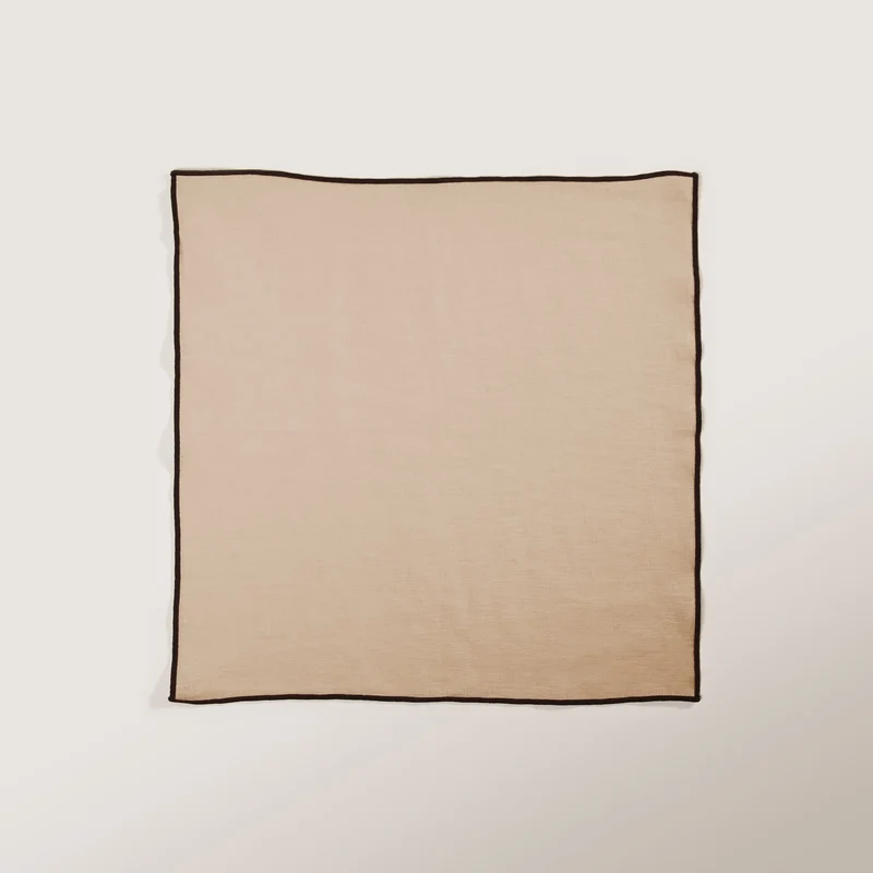 Serviette de table CARLINA sable et bourdon noir