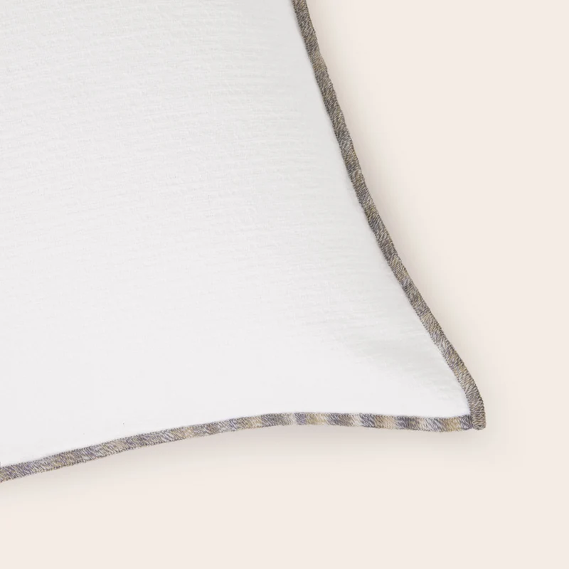 Housse de coussin GHABY blanc et bourdon en dégradé