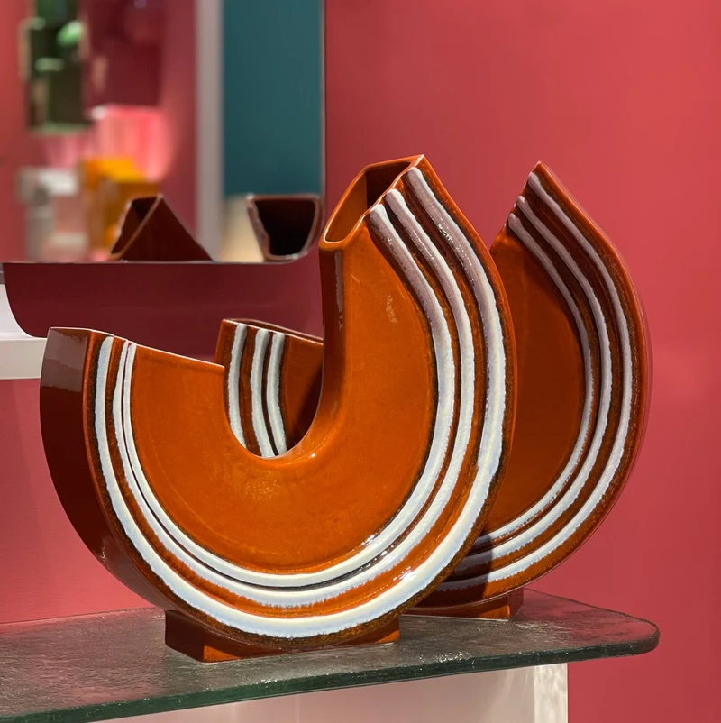 Casa Padrino Luxus Vase 36 x 10 x H. 36,5 cm - Elegante flache Deko Vase Margot aus feinem Steingut - Luxus Deko Accessoires