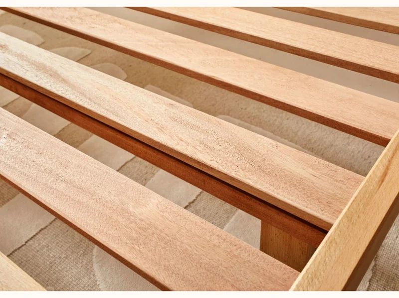 Lit en bois massif WOOD