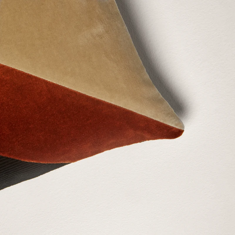 Housse de coussin GOTIE ivoire naturel et noir