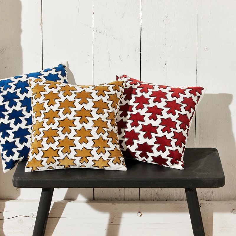 Housse de coussin KAKTUS rouge sangria