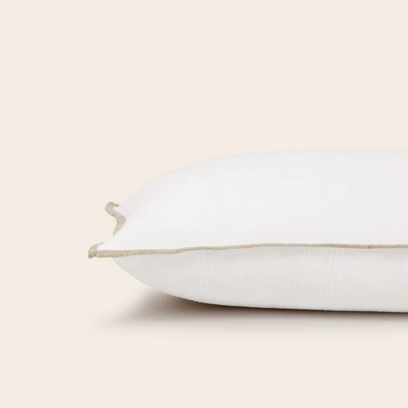Housse de coussin TOINON blanc et bourdon naturel
