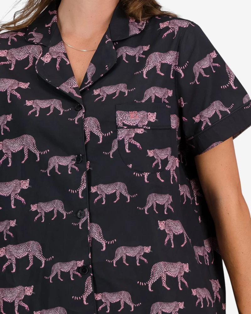 Women's short pyjamas - Pink Cheetah Charcoal