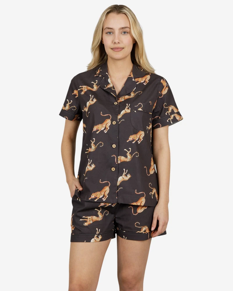 Women's short pyjamas – Jumping Cheetah