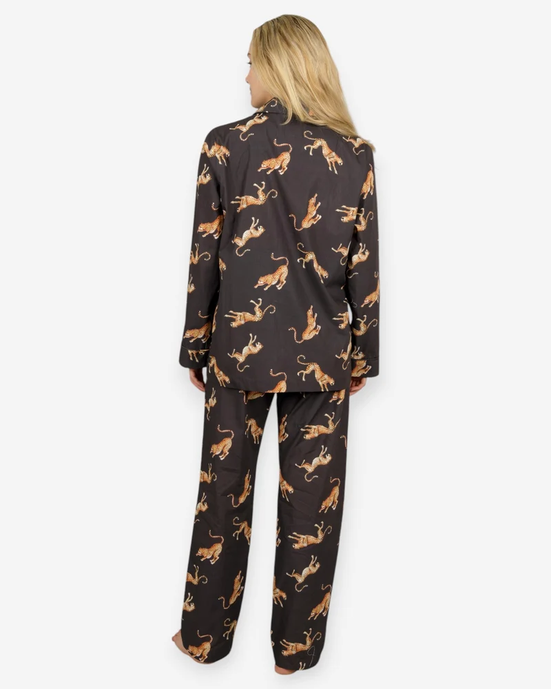 Women's Pyjamas – Jumping Cheetah on Charcoal