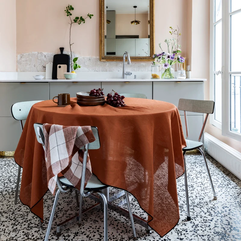 Nappe carrée CARLINA terracotta et bourdon noir