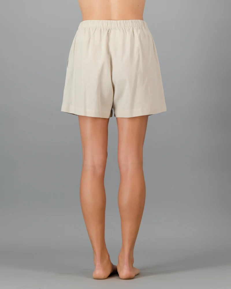 Women's beige linen shorts - Sand