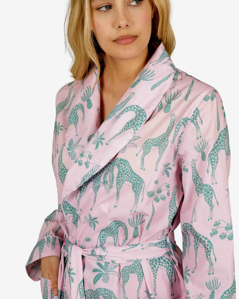Women's Dressing Gown - Giraffes Pink