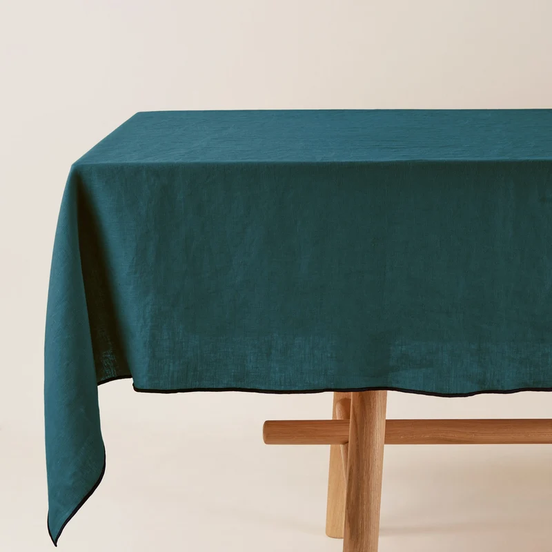 Nappe rectangulaire CARLINA pétrole et bourdon noir
