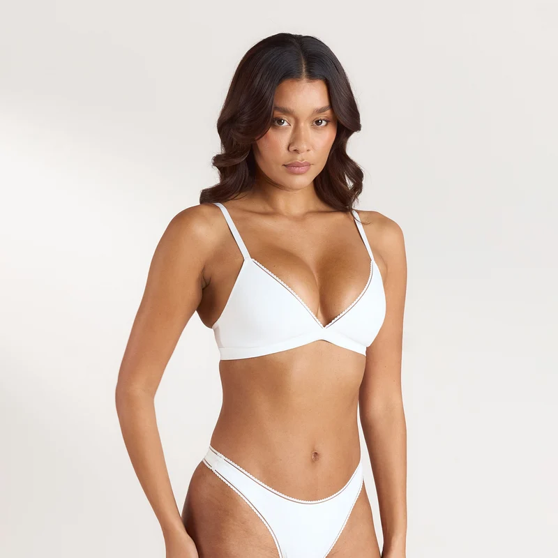 Comfort Triangle Bralette - Weiß