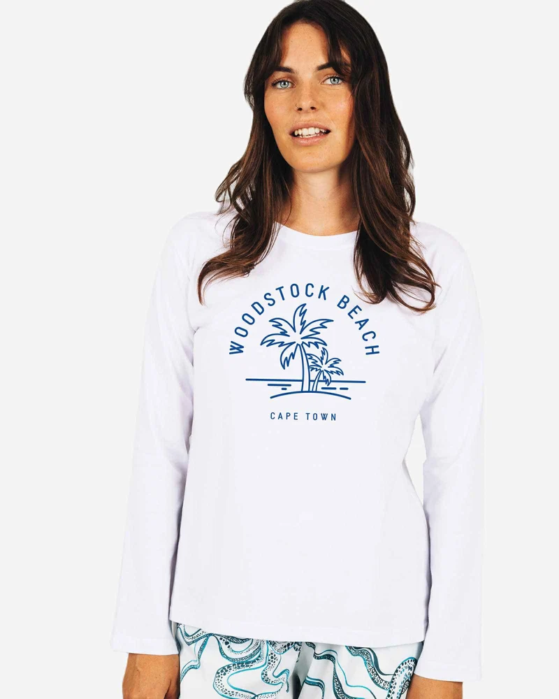 Women's Long Sleeve T-Shirt - Woodstock Beach