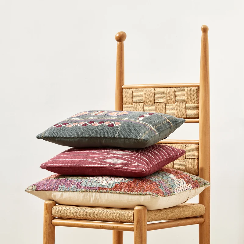 Housse de coussin NAYELI vert grisé et multicolore