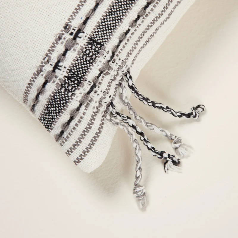 Housse de coussin PAVANI blanc et noir