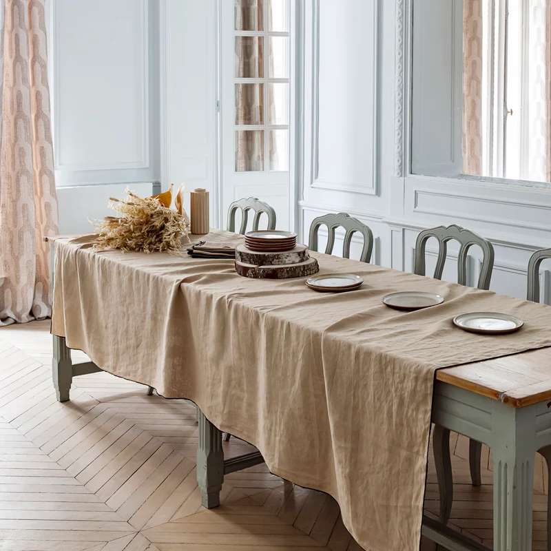 Nappe rectangulaire CARLINA sable et bourdon noir