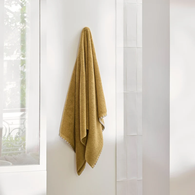 Serviette de toilette NERYDA jaune sable et beige