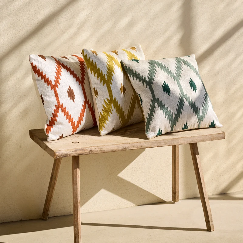 Housse de coussin JOKO ivoire et orange