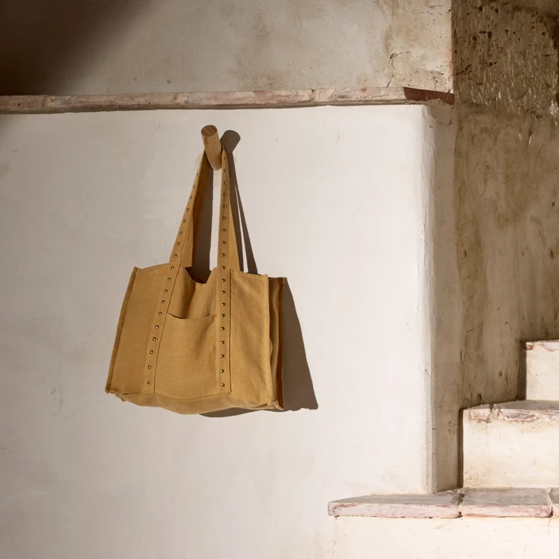 Sac NENIO jaune et clous laiton