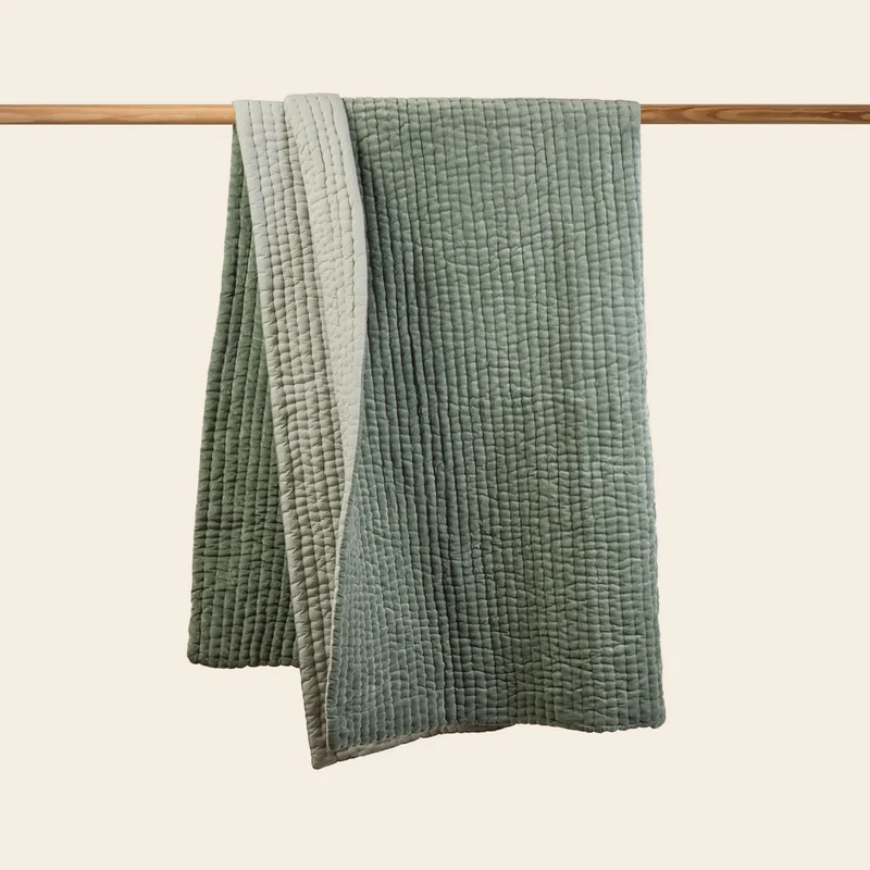 Couvre-lit matelassé AURALIE vert de gris