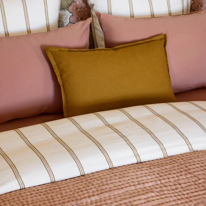 Couvre-lit matelassé AURALIE rose églantine