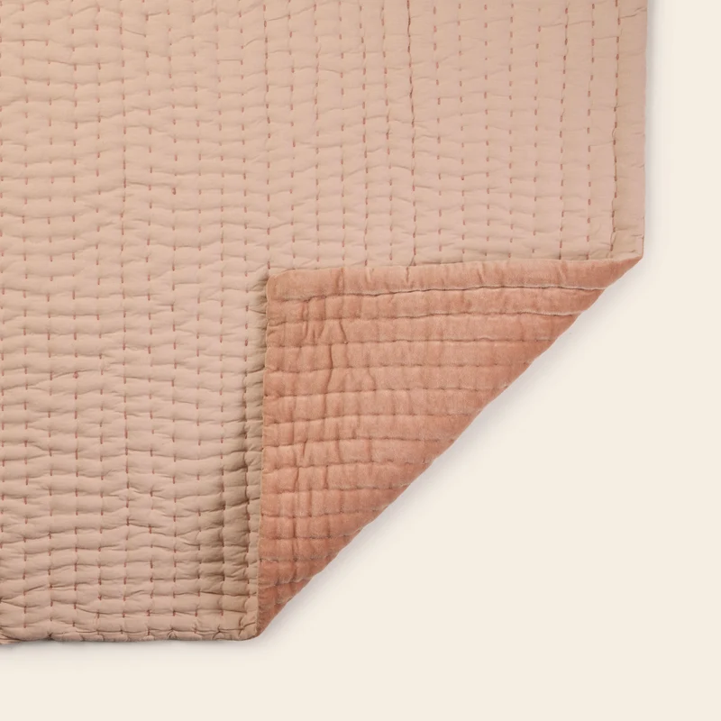 Couvre-lit matelassé AURALIE rose églantine