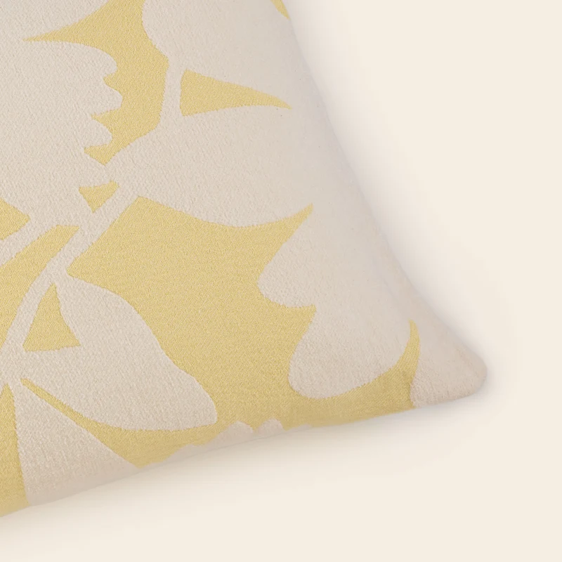 Housse de coussin FLAURIA ivoire et jaune pastel