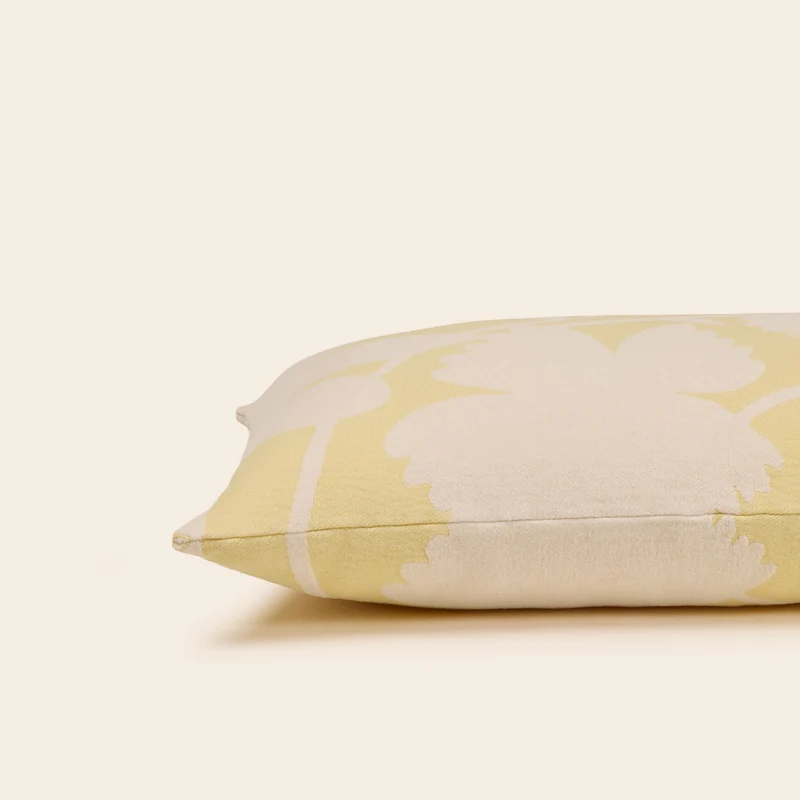Housse de coussin FLAURIA ivoire et jaune pastel