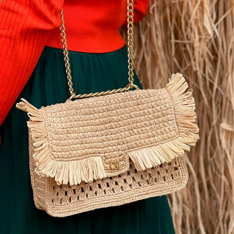 Sac porté épaule Lola en raphia confectionné à la main