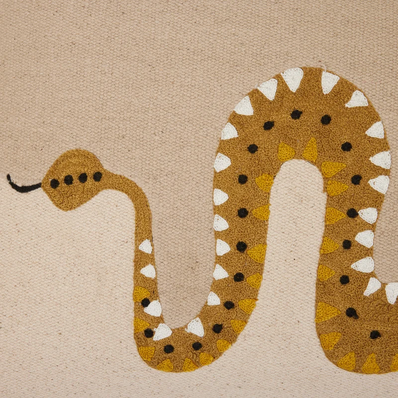 Housse de coussin TEOTI naturel et python doré