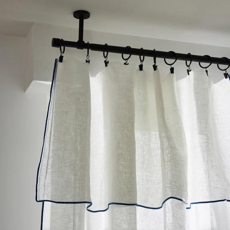 Voilage panneau SHADOW blanc pur et bourdon indigo