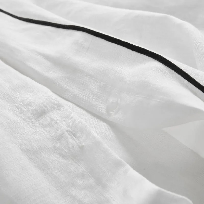 Parure de lit CARLINA blanc pur et bourdon noir