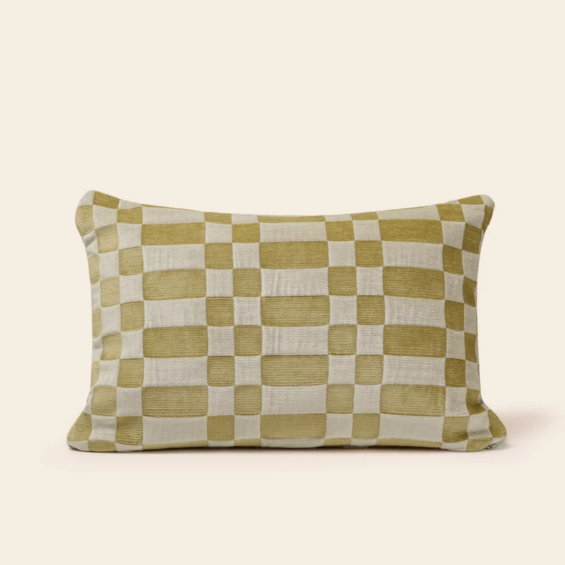 Housse de coussin TCHEKY ecru et jaune doux