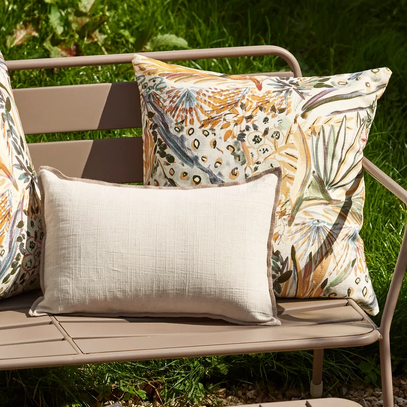 Housse de coussin AQUARELA ivoire et pastel