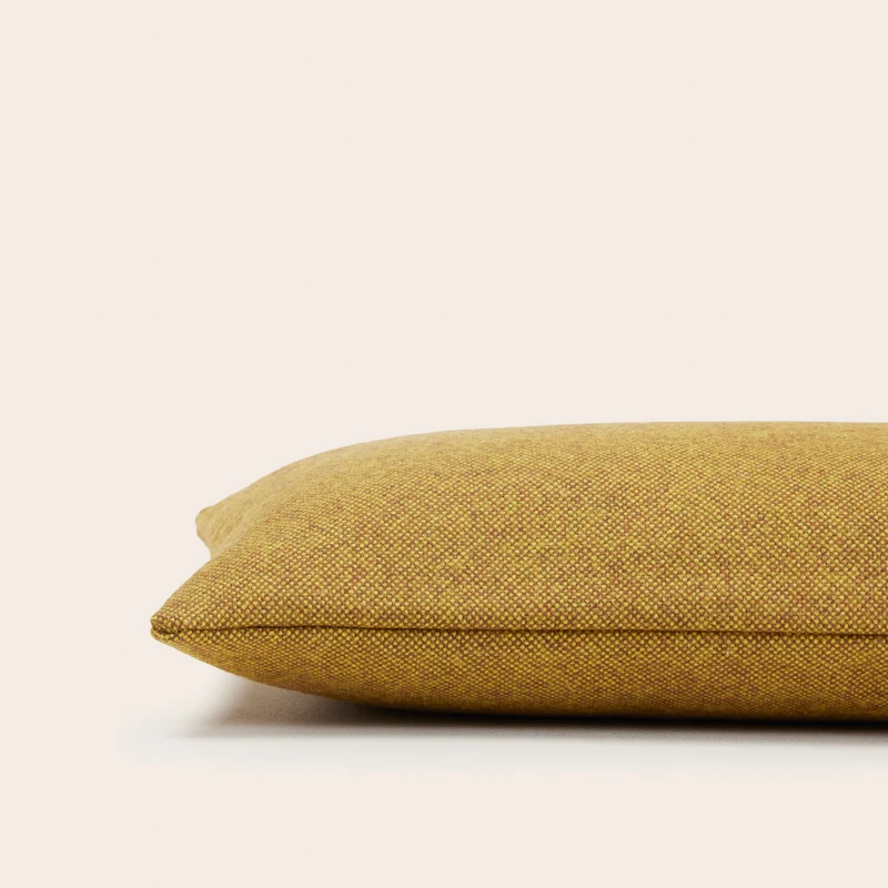 Housse de coussin NERIO chiné grain de moutarde