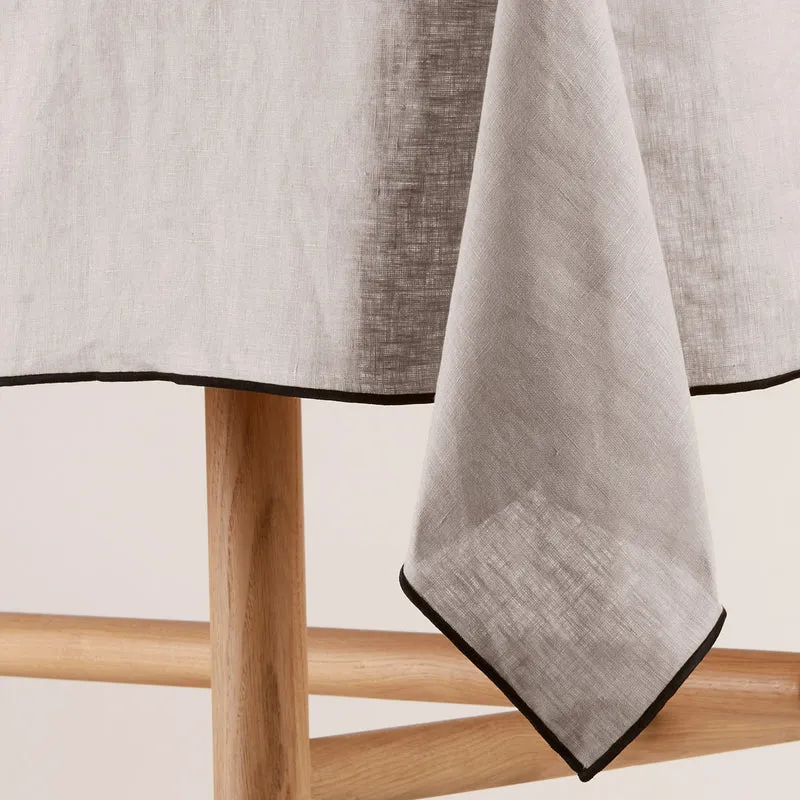 Nappe carrée CARLINA ficelle et bourdon noir