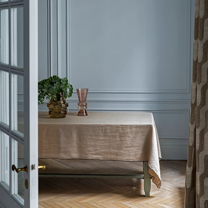Nappe rectangulaire CARLINA ficelle et bourdon noir