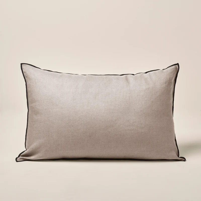 Housse de coussin CARLINA ficelle et bourdon noir