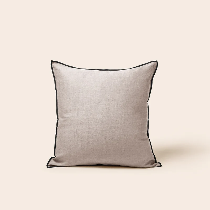Housse de coussin CARLINA ficelle et bourdon noir