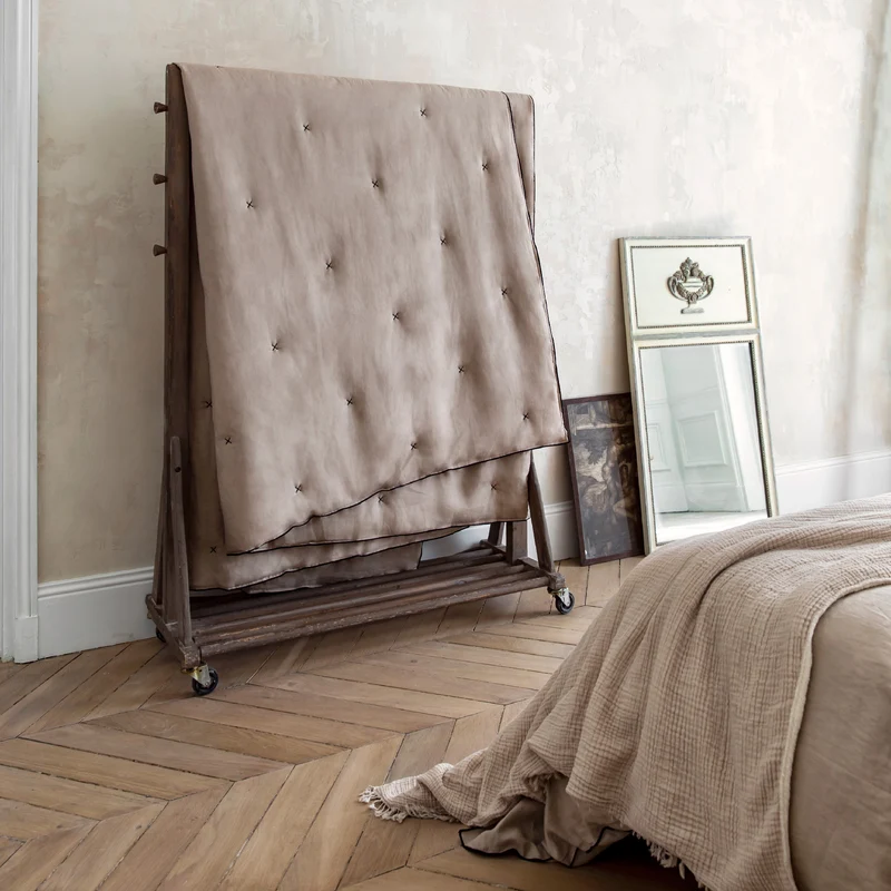 Couvre-lit matelassé CARLINA ficelle et bourdon noir