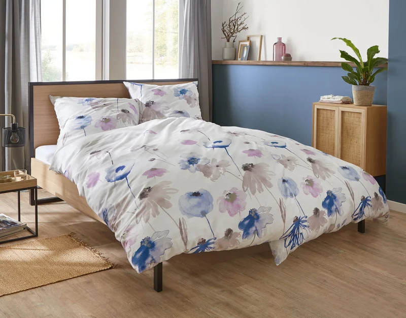 Bettwäsche Satin SVEA Flieder 155 x 220 cm und 80 x 80 cm
