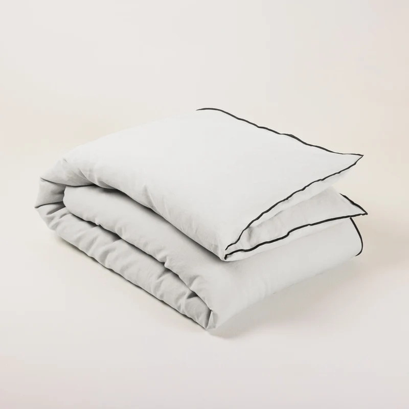 Housse d'édredon CARLINA calcaire et bourdon noir