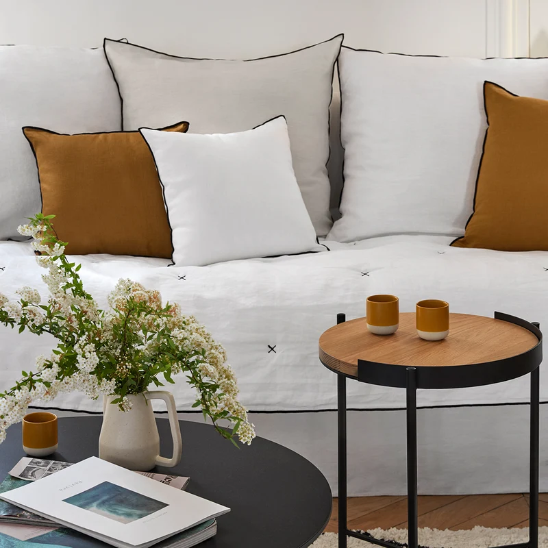 Housse de coussin CARLINA blanc pur et bourdon noir