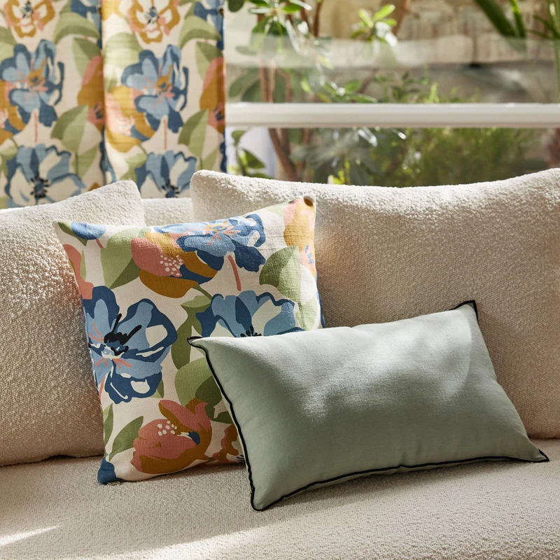 Housse de coussin CARLINA vert de gris et bourdon noir