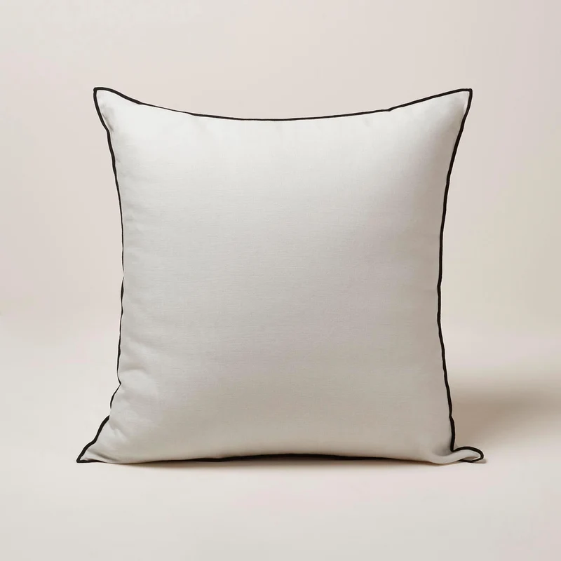 Housse de coussin CARLINA calcaire et bourdon noir