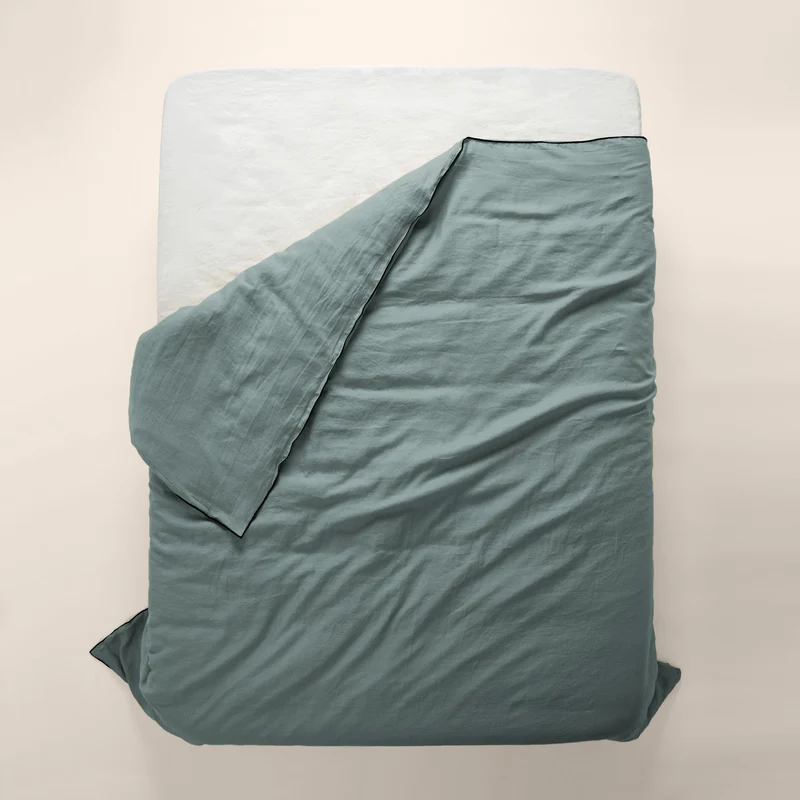 Housse de couette CARLINA vert de gris et bourdon noir