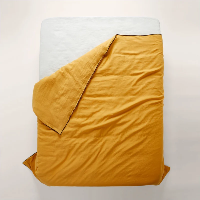 Housse de couette CARLINA ocre et bourdon noir