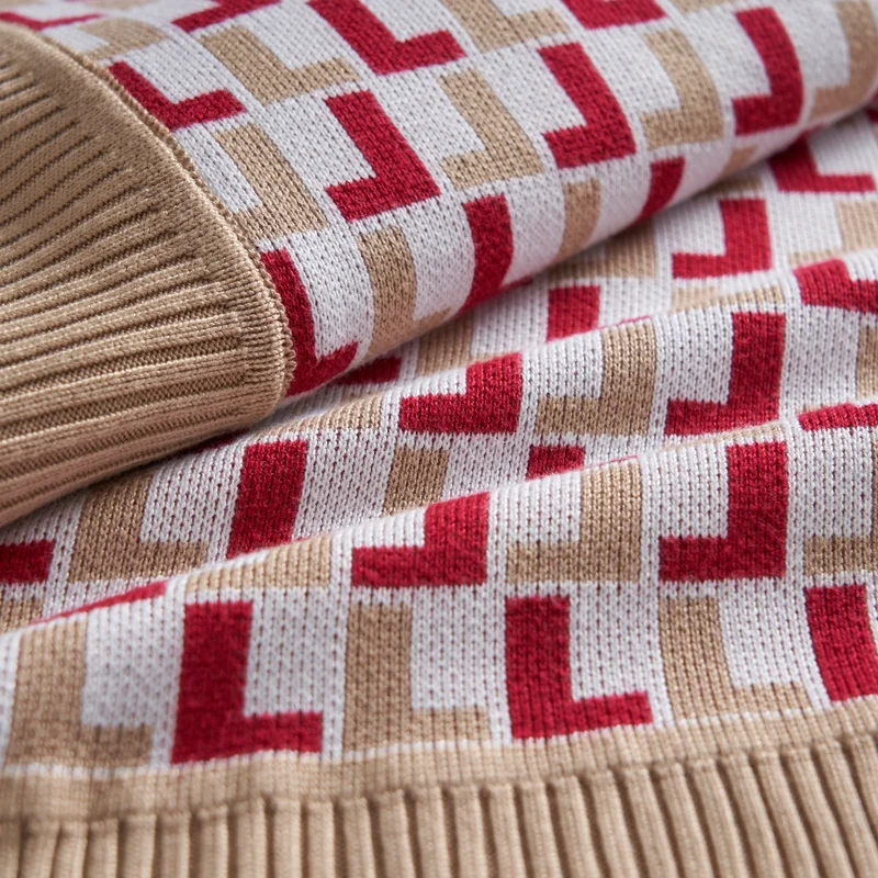 Plaid L Logo