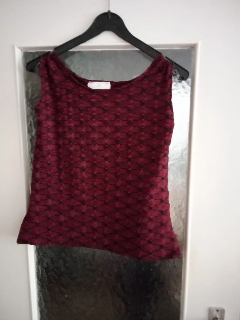 Weinrotes Wabenartiges Damen Top