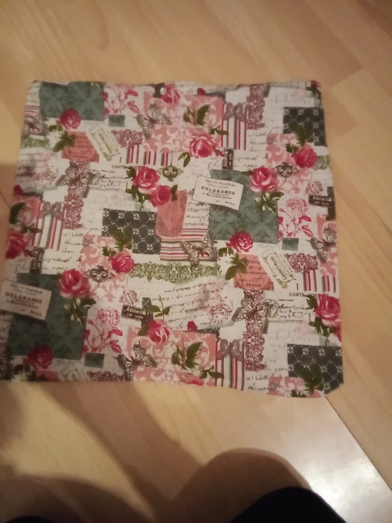 Rosen-Kissenhülle 50x50 cm – dekorativ & elegant